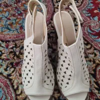 یک جفت صندل مجلسی دخترانه