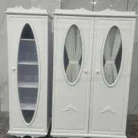 فروش کمد و ویترین بسیار شیک و جادار