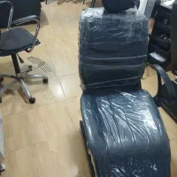 آینه قدی و صندلی اصلاح|آرایشگاه و سالنهای زیبایی|اردبیل, |دیوار