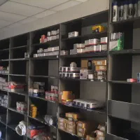 قفسه و دکور تمام MDF پاک چوب در حد نو طوسی