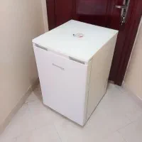 فریزر هتلی کوچیک بدون برفک درحد نو