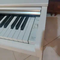 پیانو آکبند یاماها سفید Yamaha YDP143 با کارتن