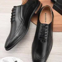 کفش با کیفیت و زیبا