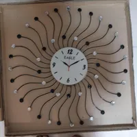 ساعت دیواری طرح خورشیدی