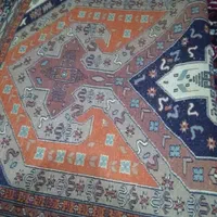 یک تخته فرش دستباف عتیقه ۱۰۰سال بیشتره|فرش|تهران, آذری|دیوار