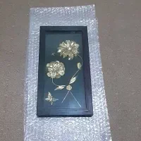 تابلو طرح گل طلایی