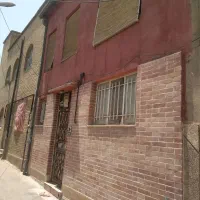 منزل-ویلایی-دو-خواب-دو-طبقه-در-مرکز-شهر