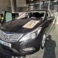 نصب شیشه اتومبیل در محل
