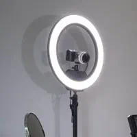 تعمیرات پرژکتور و انواع لامپ LED رینگ لایت.هدلایت|لامپ و چراغ|شیراز, شهرک رضوان|دیوار