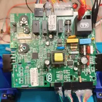 تعمیرات  تخصصی انواع برد پکیج و بردهای الکترونیکی