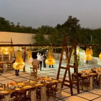 باغ تالار باکتری (امپریال) ۴ باغ|خدمات پذیرایی، مراسم|چهارباغ, |دیوار