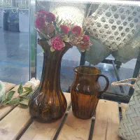 تعدادی وسایل پذیرایی و دکوری به فروش میرسد