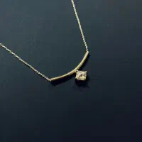 گردنبند جواهری طرح پرنس