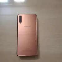 سامسونگ Galaxy A7 (2018) با حافظهٔ ۱۲۸ گیگابایت