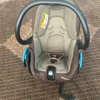 کرییر نوزاد