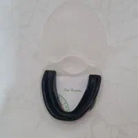 محافظ لثه بوکس