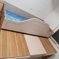 تخت و میز تحریر ریلی