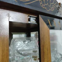 ویترین سالم|بوفه، ویترین، کنسول|قم, تعویض پلاک|دیوار