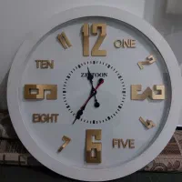 ساعت دیواری