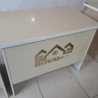 میز کامپیوتر فروشی