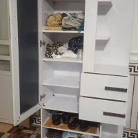 جاکفشی|جاکفشی، کمد، دراور|فیروزآباد (فارس), |دیوار