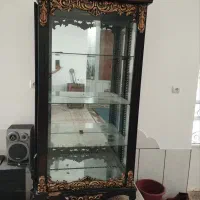 بوفه شیشه ای