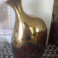 گلدان طلایی