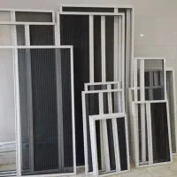 توری حشره گیر ثابت و متحرک