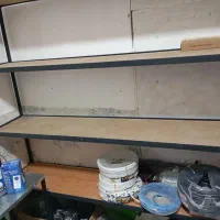 ۲ عدد قفسه فلزی آهنی طبقه بزرگ با کفی|کتابخانه، شلف، قفسههای دیواری|دهاقان, |دیوار