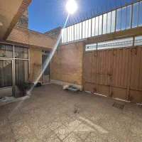 ویلایی-درب-به-حیاط-100-متری-45متری