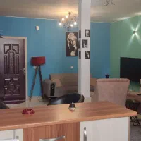 خانم خدماتی