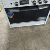 اجاق گاز طرح فر ظاهری زیبا سالم فوری ق مناسب