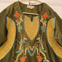 پیراهن ساتن گلدوزی و خامه دوری بسیار زیبا و خوشرنگ|لباس|کرج, فاز ۱ مهرشهر|دیوار