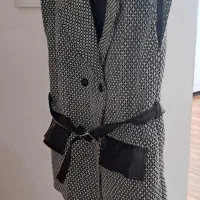 وست یا پالتو زمستونه|لباس|بروجن, |دیوار