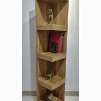ویترین و کتابخانه