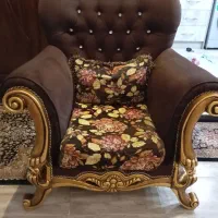 مبل۴نفره کلاسیک(به خریدار واقعی تخفیف میدیم)|مبلمان خانگی و میز عسلی|اسلام‌شهر, شهرک مفیدی|دیوار