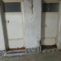 دوتا در حمام وا دستشویی