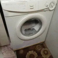 ماشین لباسشویی کندی ایتالیایی سالم