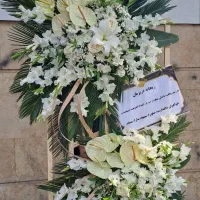 تاج گل سبد گل ترحیم در مشهد پایه گل افتتاحیه|گل و گیاه طبیعی|مشهد, سناباد|دیوار