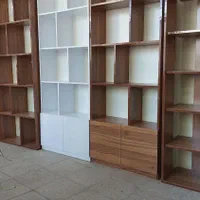 کتابخانه ۱۹۰|کتابخانه، شلف، قفسه‌های دیواری|بهار, |دیوار