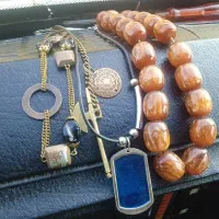 ساعت مچی کاسیو به همراه تسپی وکردنبد ودستبندقدیمی|ساعت|قدس, شهر‌قدس|دیوار