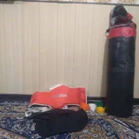 کیسه بوکس.دستکش.هوگو.کمربند.