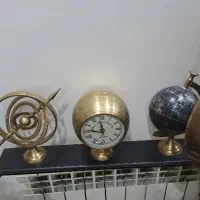 ساعت و کره زمین برنجی هلندی