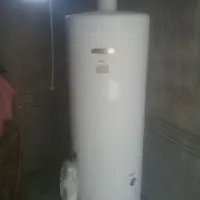 آبگرمکن گازی ۱۶۰لیترگازی یک سال کارکردبدون ی خط خش