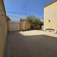 منزل دربست/بر بلوار امام رضا/مناسب مسکونی و اداری|اجارهٔ خانه و ویلا|کاشان, فاز ۲ ناجی آباد|دیوار