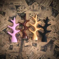 استند جواهرات برای آویز و مرتب شدن میز