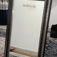 یک عدد اینه بسیار تمیز