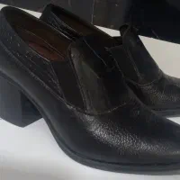 کفش چرم سایز ۳۹|کیف، کفش، کمربند|تهران, عبدل‌آباد|دیوار