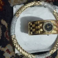 گردنبندوساعت