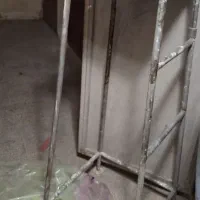 چهارپایه فوق العاده محکم